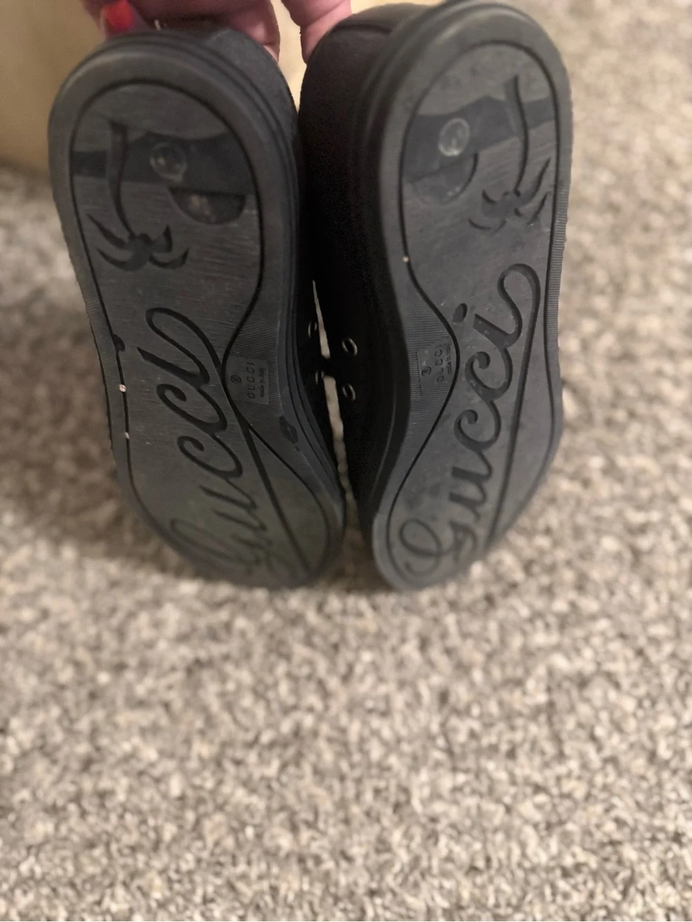Gucci black low